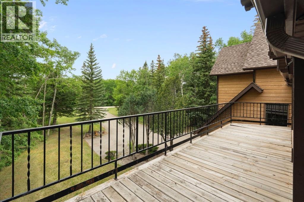 39 Bearspaw Ridge Crescent — photo 28