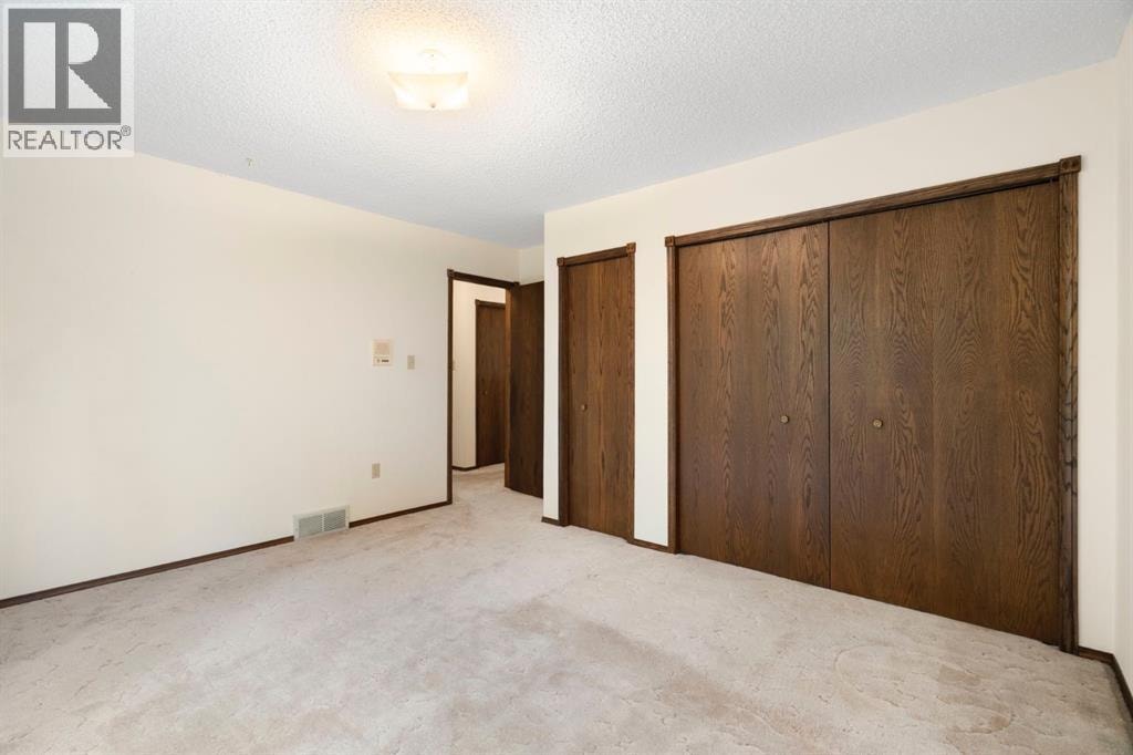 39 Bearspaw Ridge Crescent — photo 30
