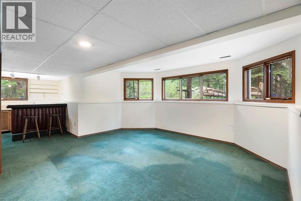 39 Bearspaw Ridge Crescent — photo 38