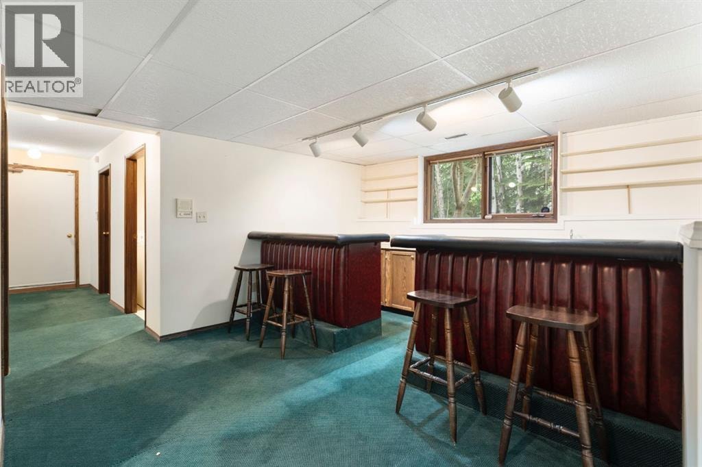 39 Bearspaw Ridge Crescent — photo 39