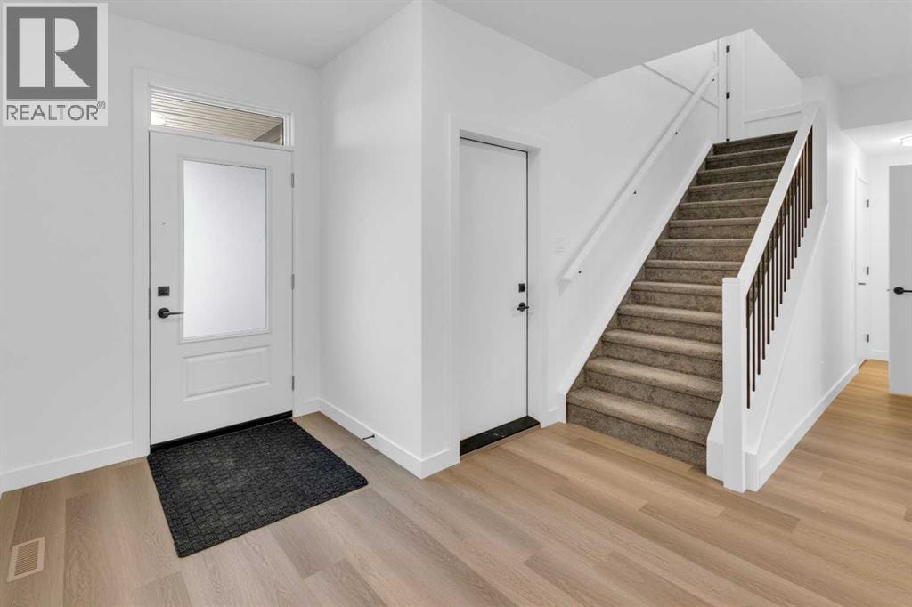 1493 South Point Villas SW — photo 3