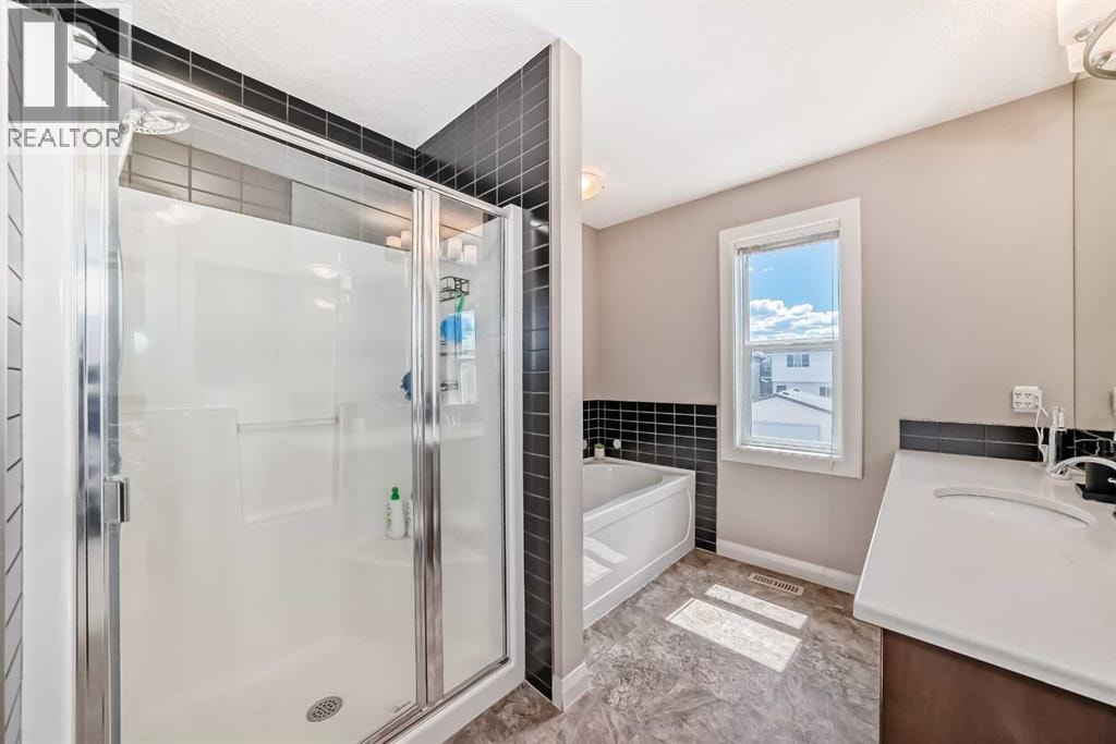 176 Evanspark Gardens — photo 21