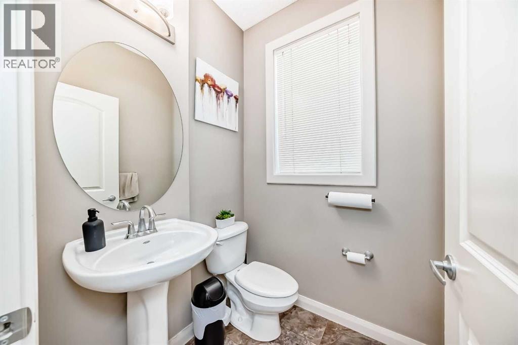 176 Evanspark Gardens — photo 17