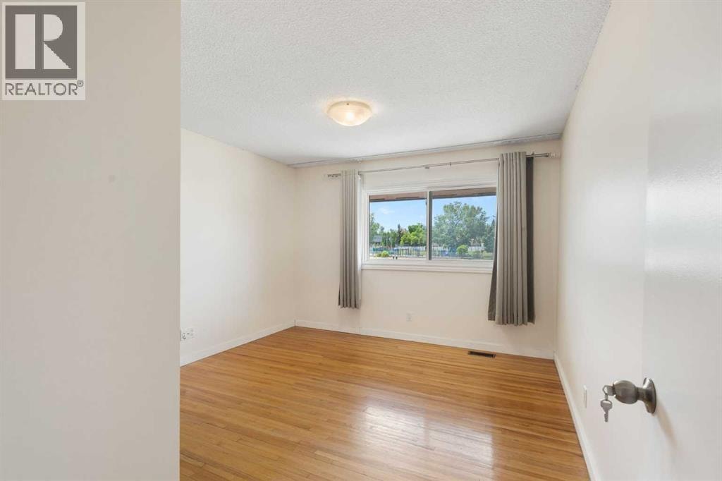303, 1305 Glenmore Trail SW — photo 27