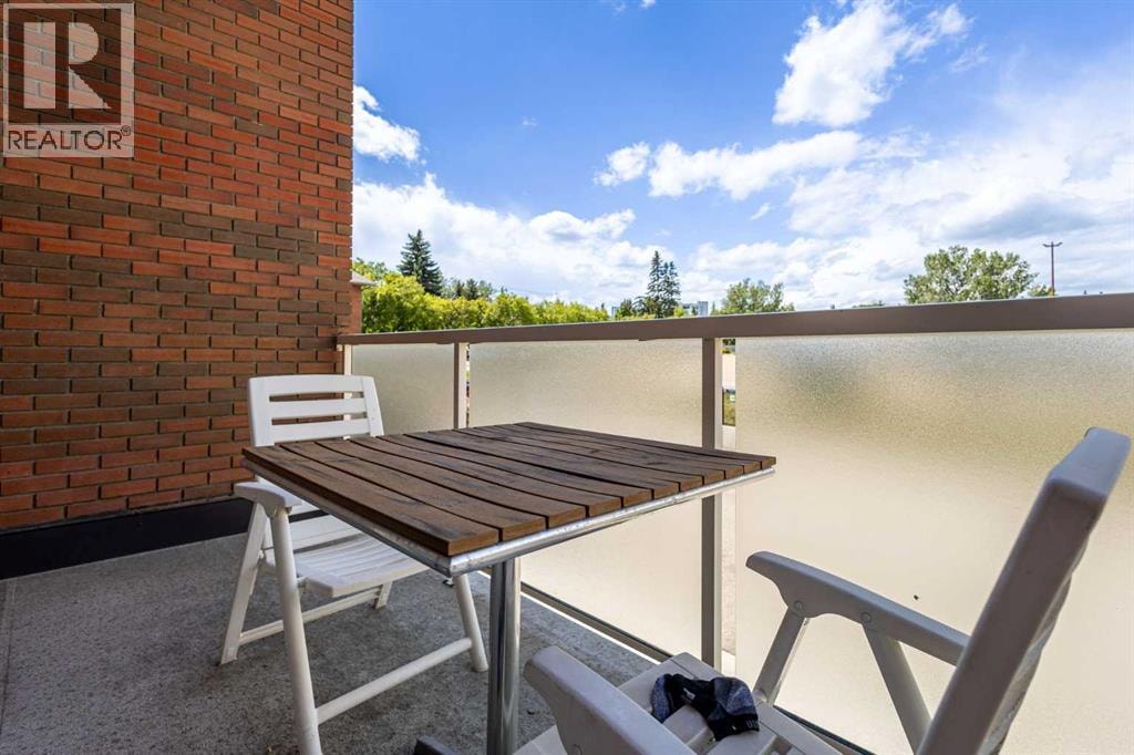 303, 1305 Glenmore Trail SW — photo 17