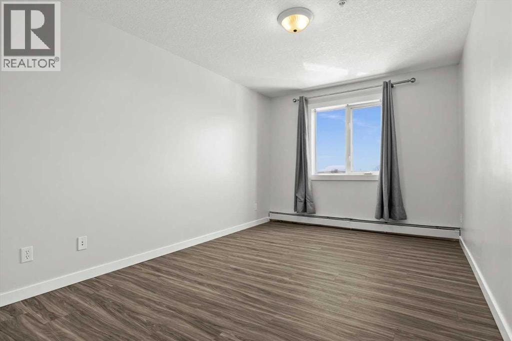214, 1010 Railway Street — photo 18