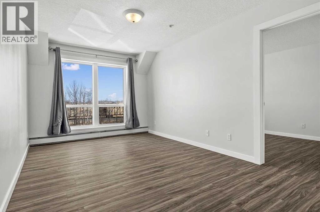 214, 1010 Railway Street — photo 11