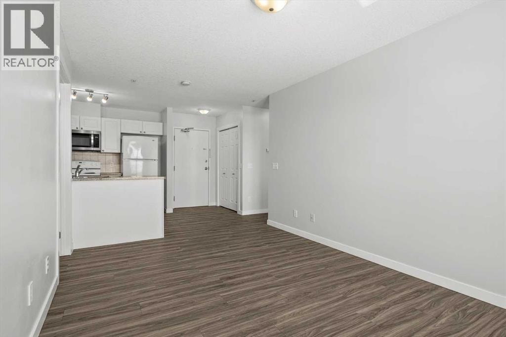 214, 1010 Railway Street — photo 13