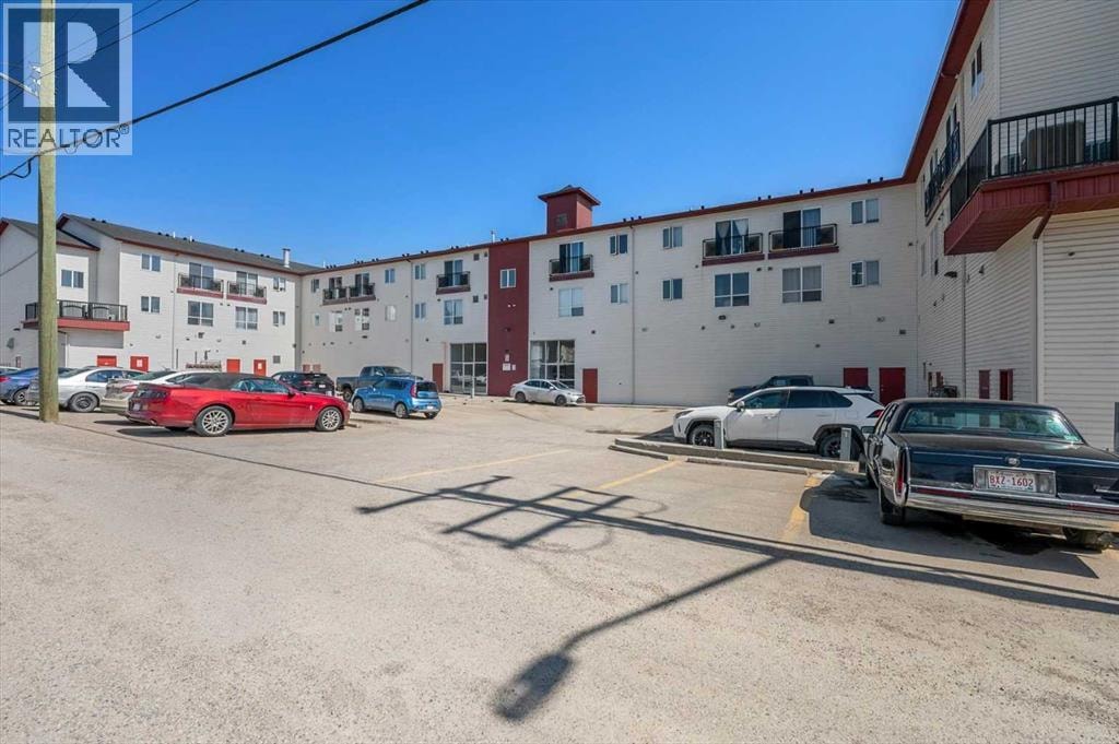 214, 1010 Railway Street — photo 25