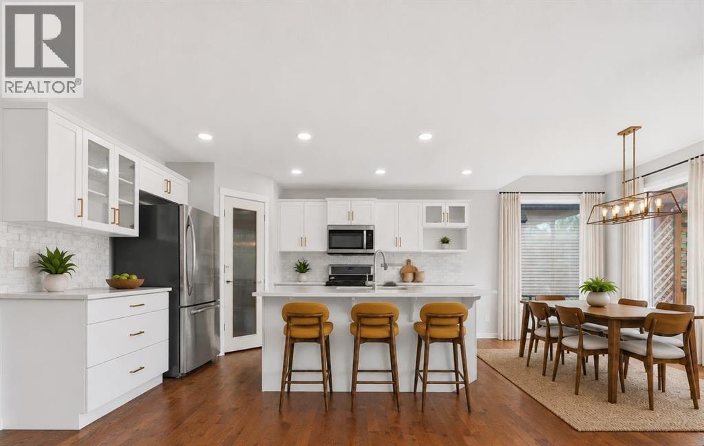 15 Cougarstone Court SW — photo 8