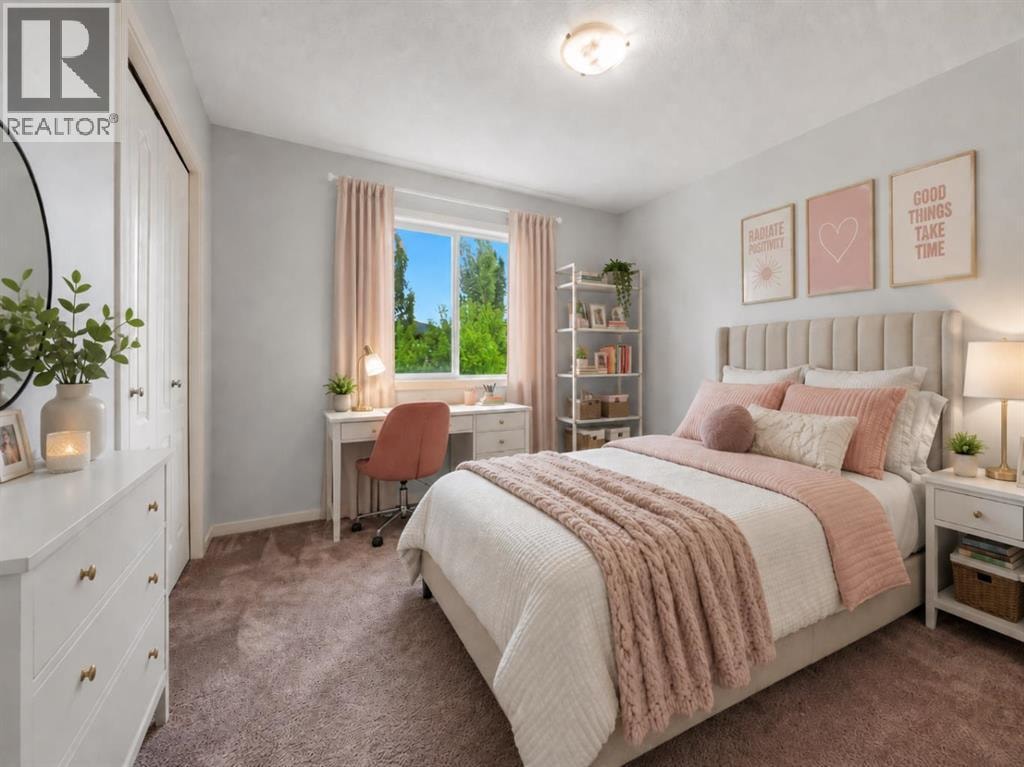 15 Cougarstone Court SW — photo 32