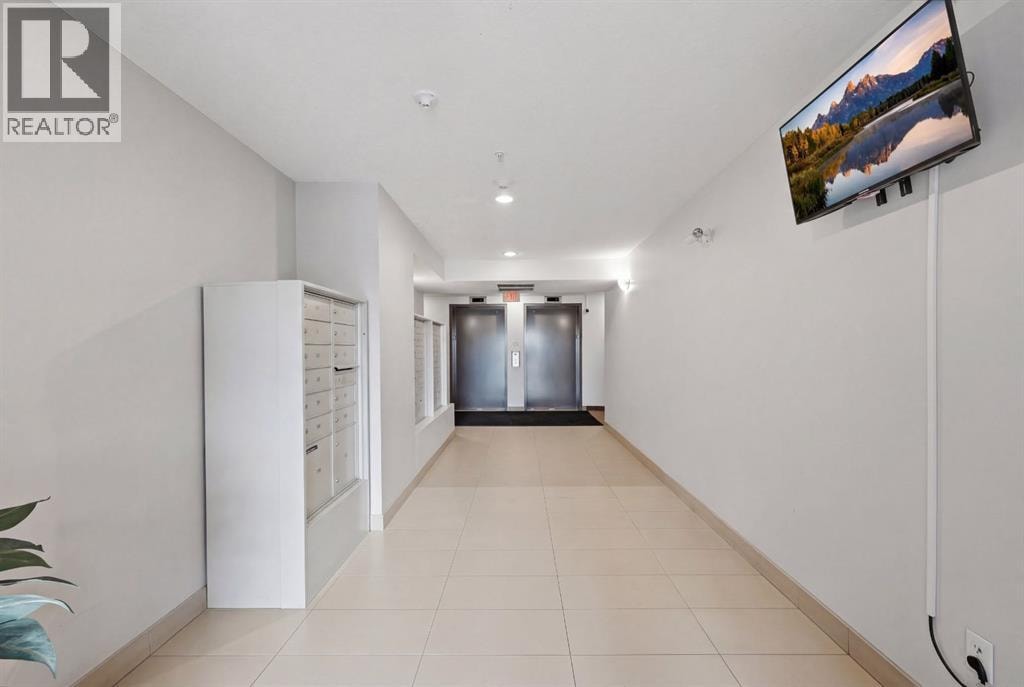 2119, 175 Panatella Hill NW — photo 3