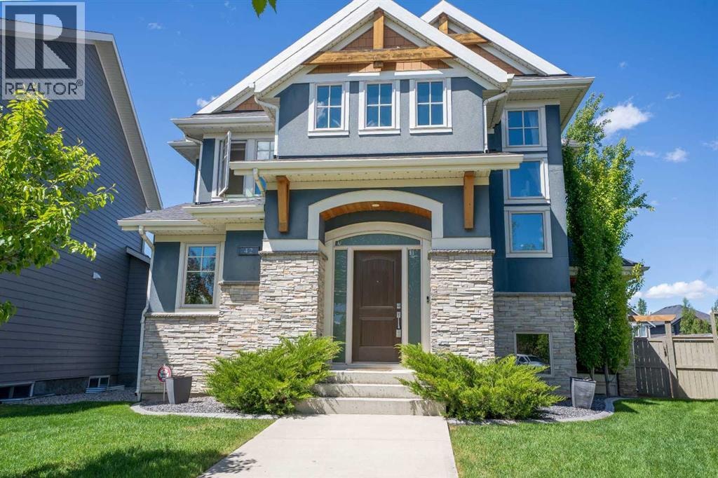 42 Cooperstown Court SW — photo 1