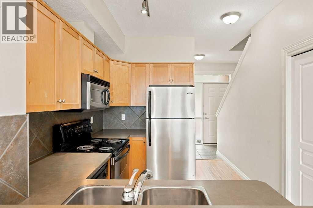 11, 133 Rockyledge View NW — photo 5