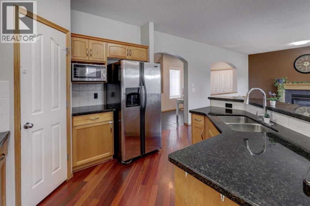 17 Royal Birch Way NW — photo 9