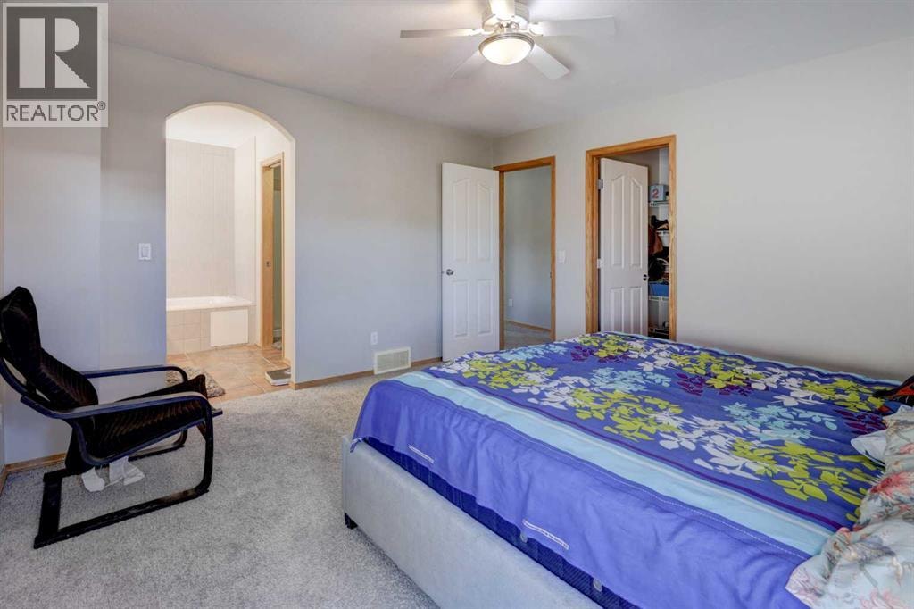 17 Royal Birch Way NW — photo 15