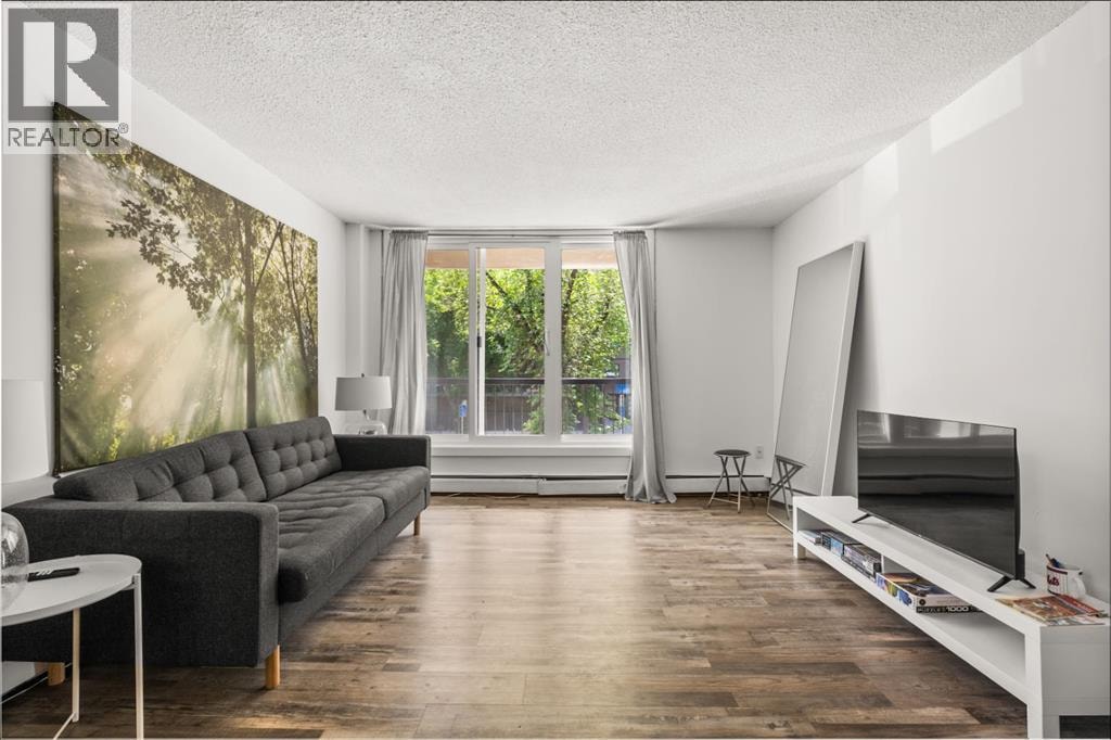 202, 1312 13 Avenue SW — photo 4