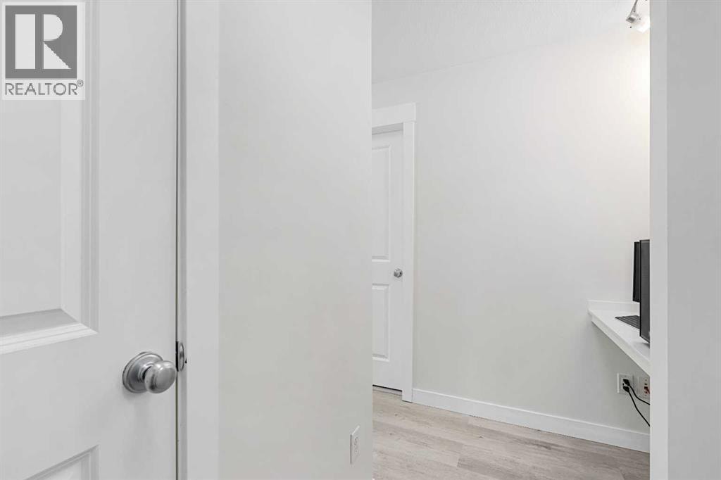 2408, 302 Skyview Ranch Drive NE — photo 6