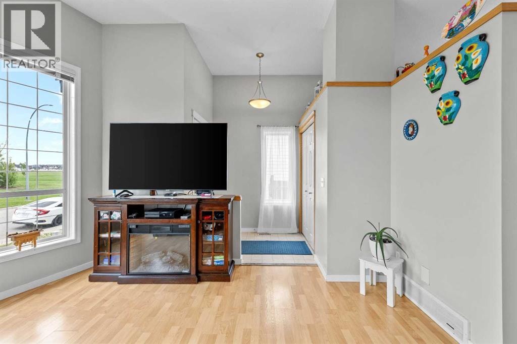 67 Saddlemead Green NE — photo 4
