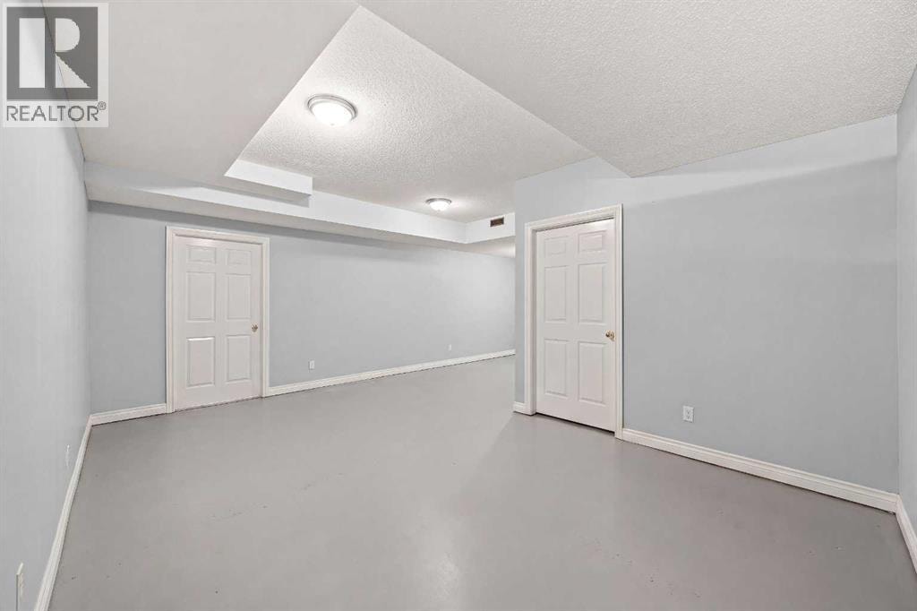 7 Biggar Heights Bay — photo 46