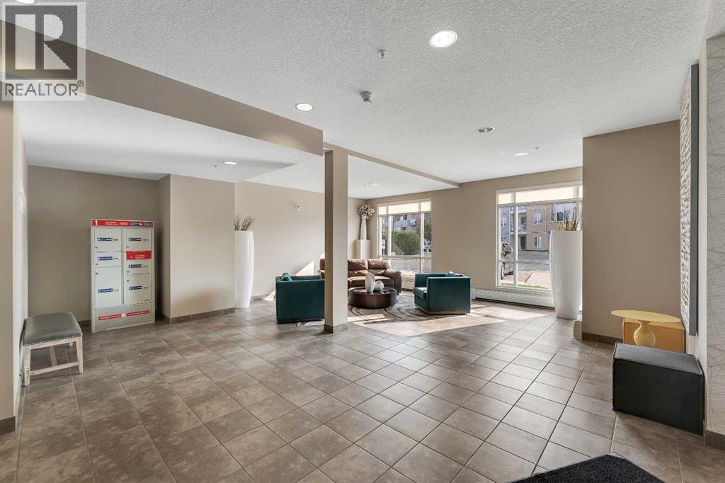 2220, 604 East Lake Boulevard — photo 33