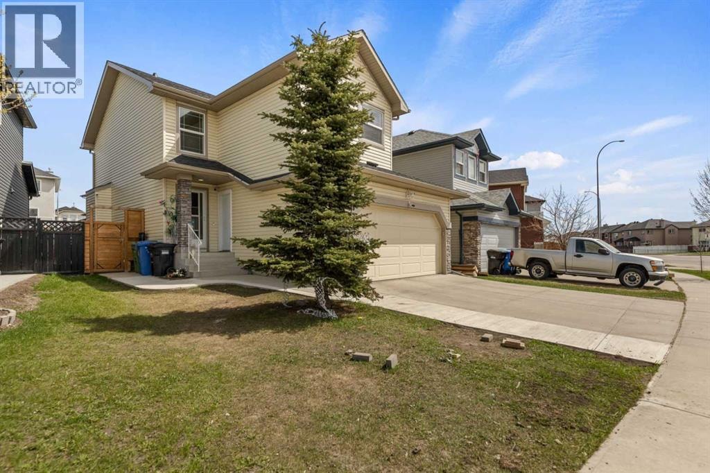 100 Saddlecrest Boulevard NE — photo 2