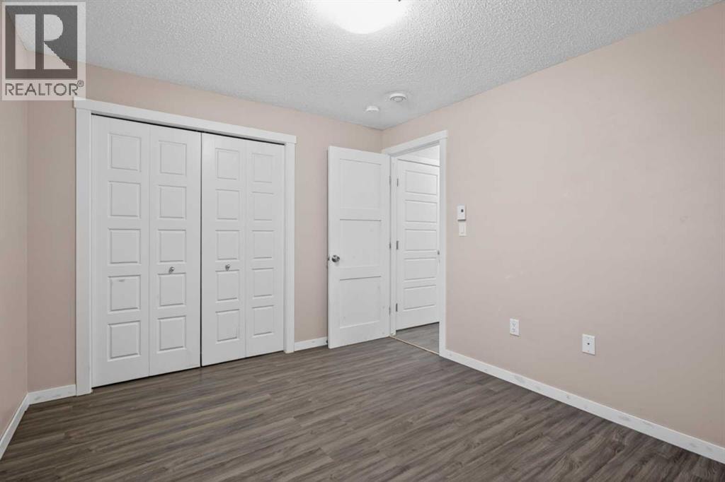 1910, 7451 Falconridge Boulevard NE — photo 21