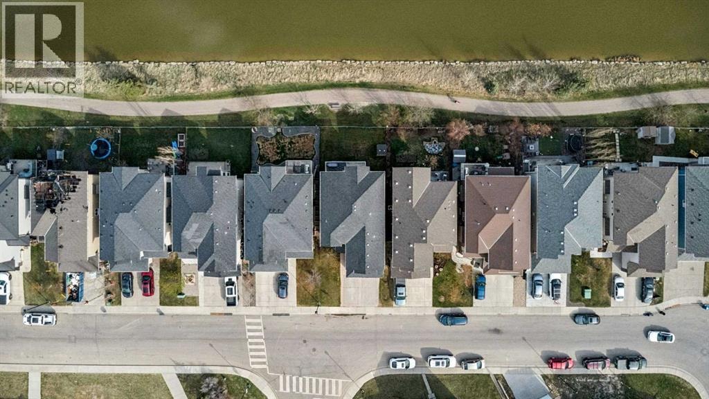 1826 Baywater Street SW — photo 48
