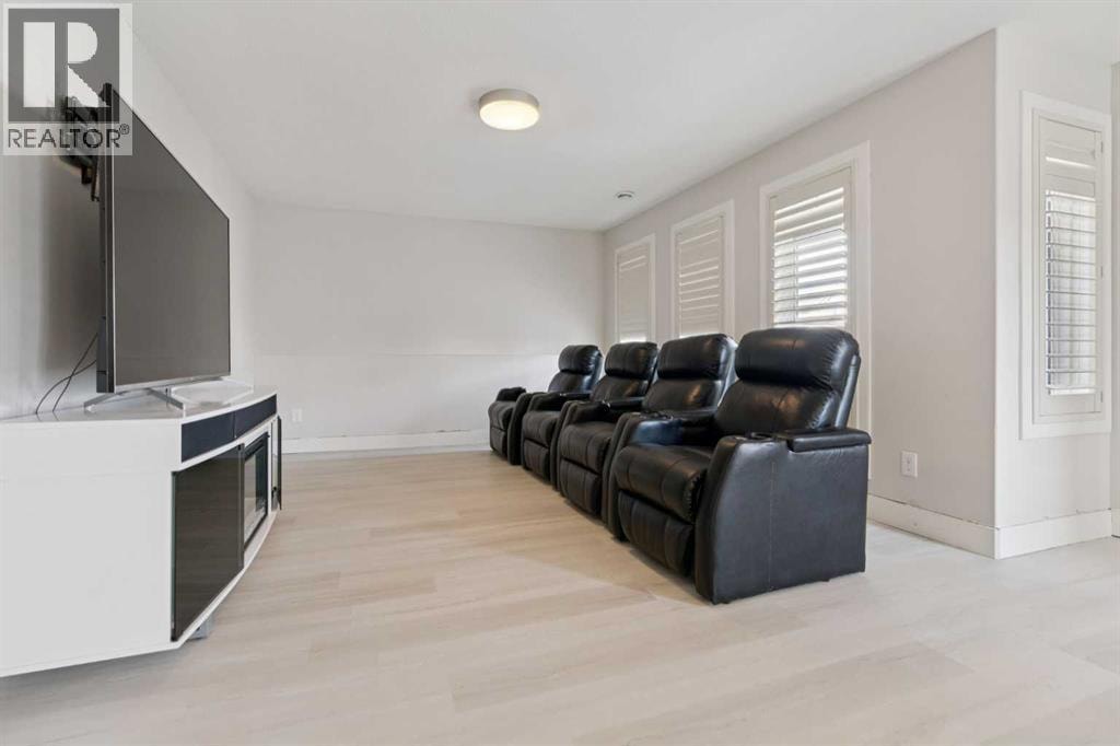 1826 Baywater Street SW — photo 34