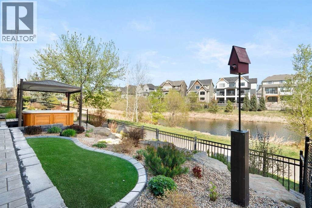 1085 Coopers Drive SW — photo 45