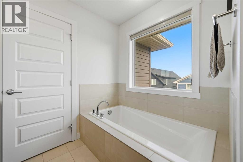 1448 Bayview Point SW — photo 23