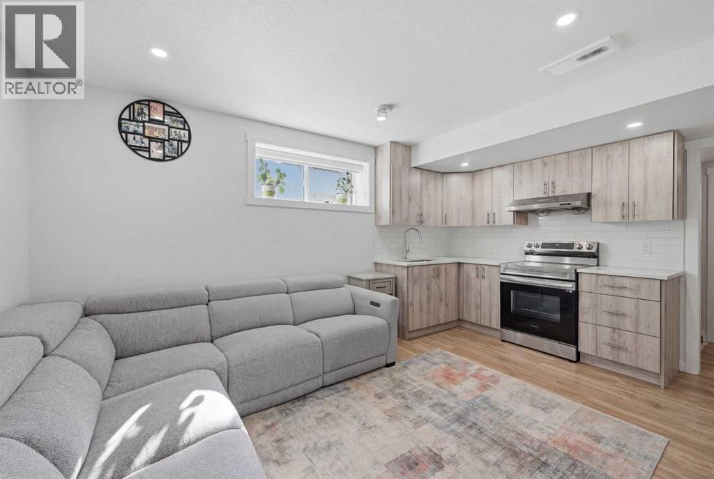 1448 Bayview Point SW — photo 34