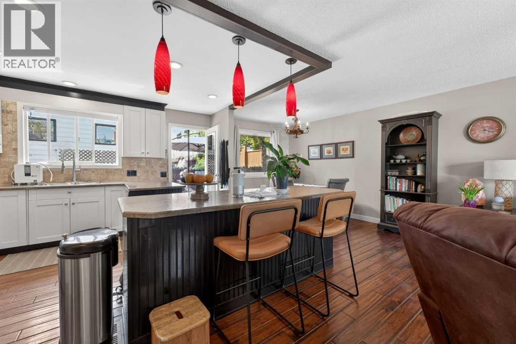 7539 Hunterview Drive NW — photo 3