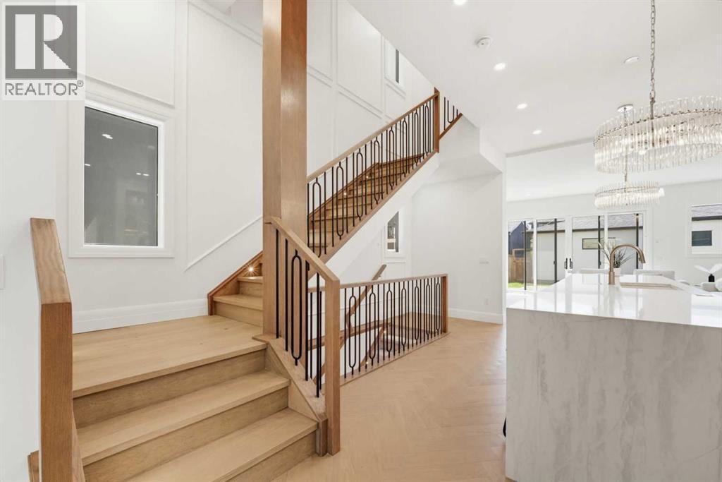 2407 4 Avenue NW — photo 10