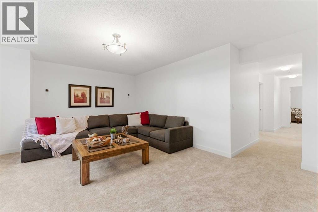 102 Cranarch Common SE — photo 43