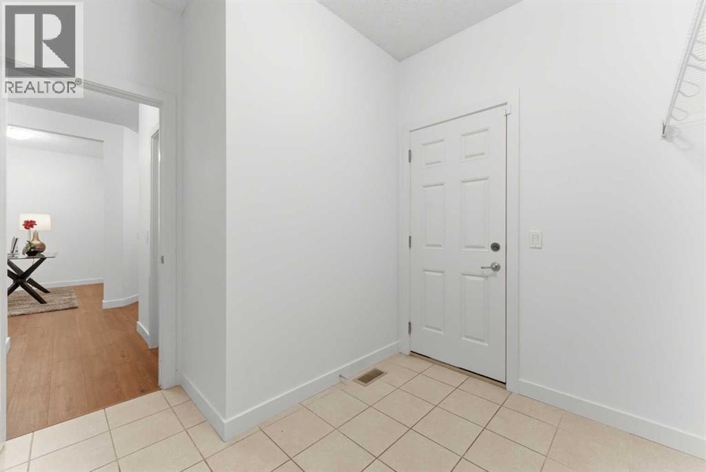 102 Cranarch Common SE — photo 28