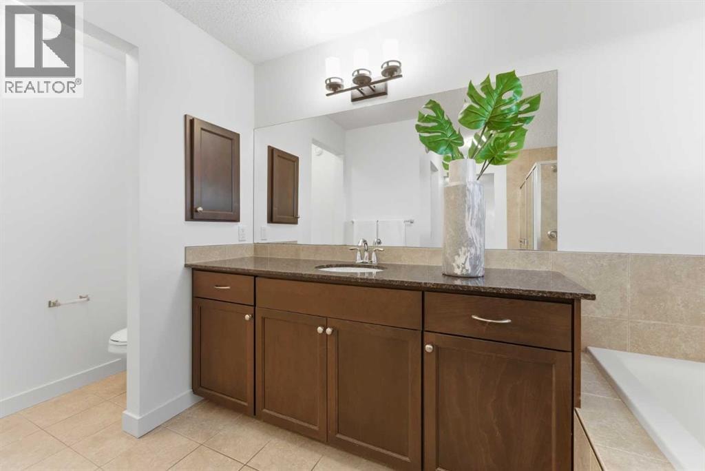 102 Cranarch Common SE — photo 36
