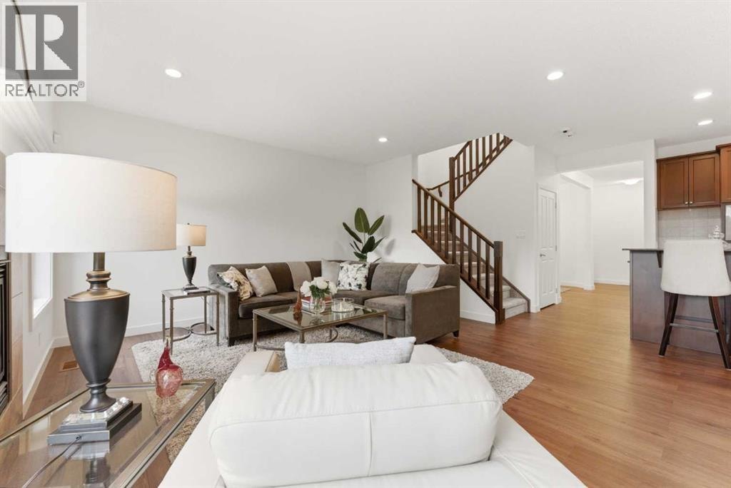 102 Cranarch Common SE — photo 21