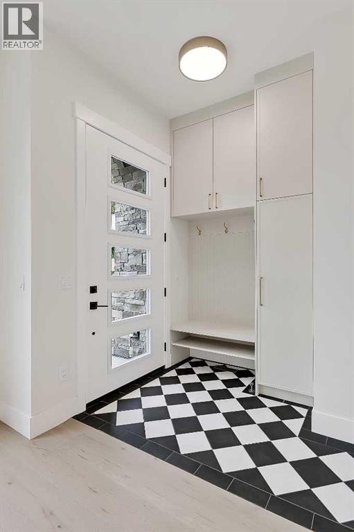 1007 18 Avenue NW — photo 3