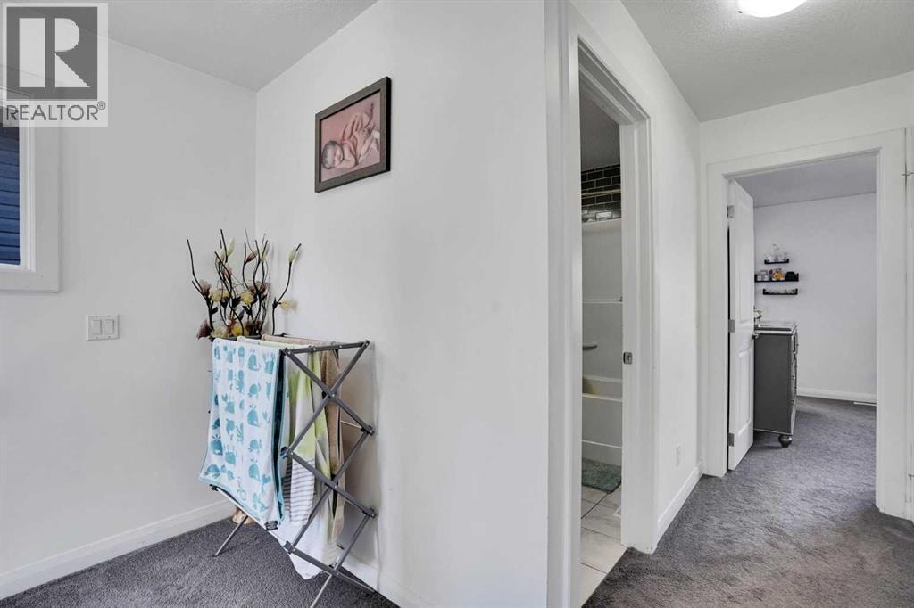 158 Redstone Common NE — photo 24