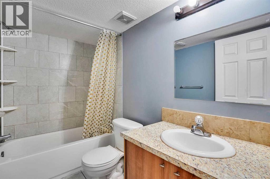 158 Redstone Common NE — photo 43