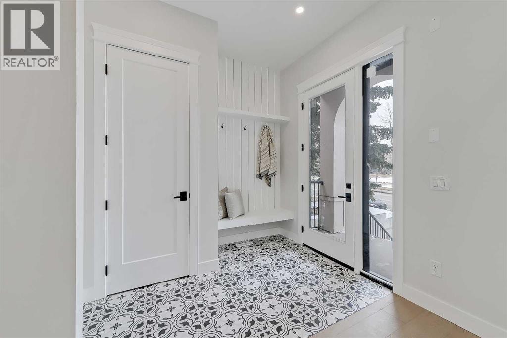 2023 26 Avenue SW — photo 17