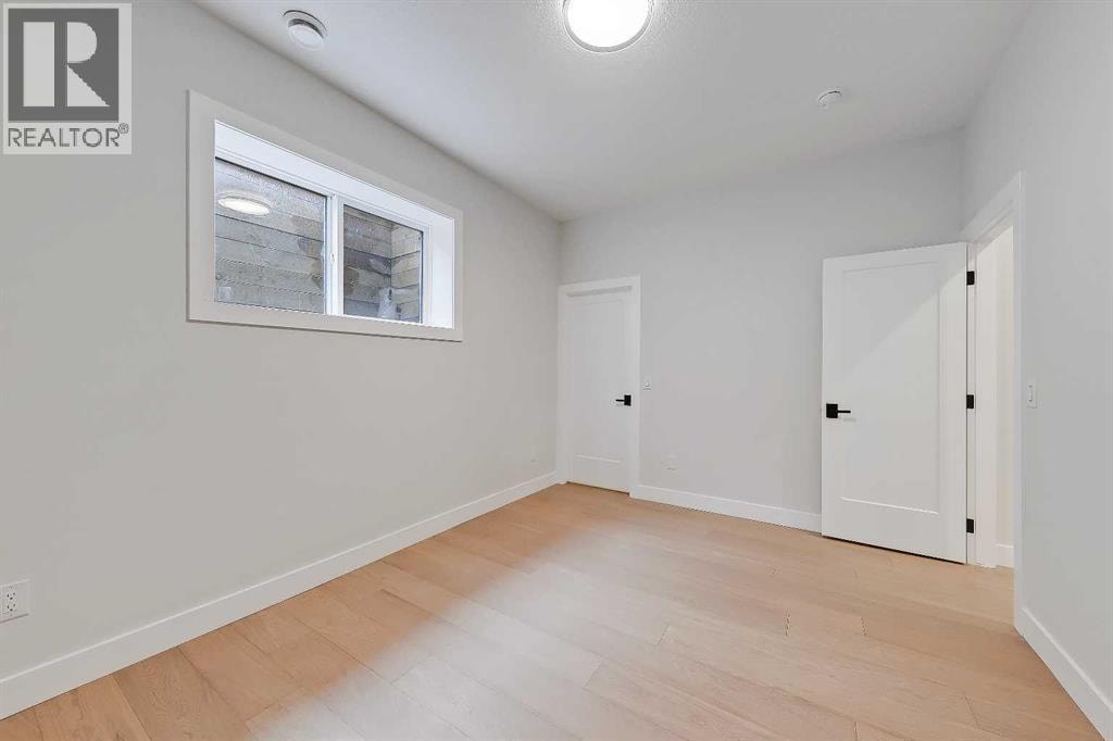 2023 26 Avenue SW — photo 42