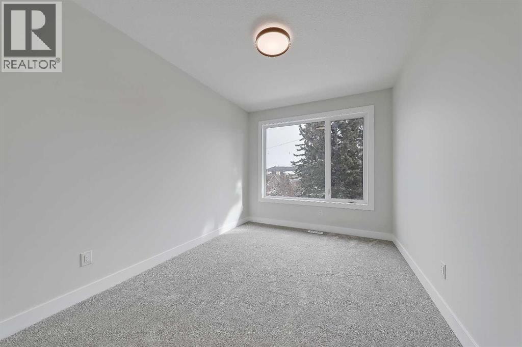 2023 26 Avenue SW — photo 35