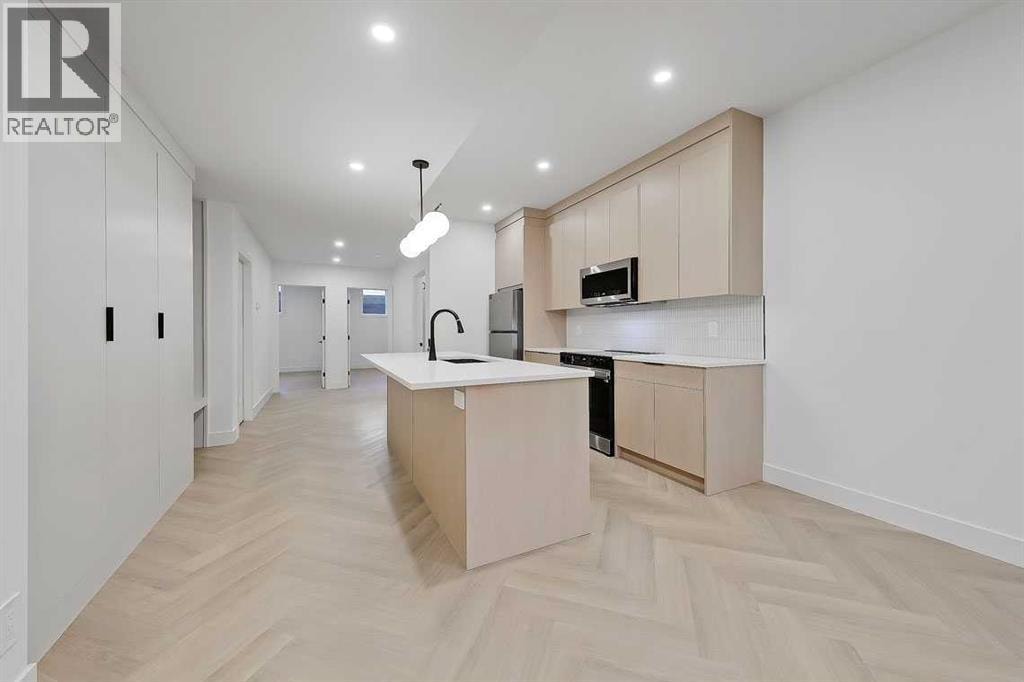 2216 35 Street SW — photo 46