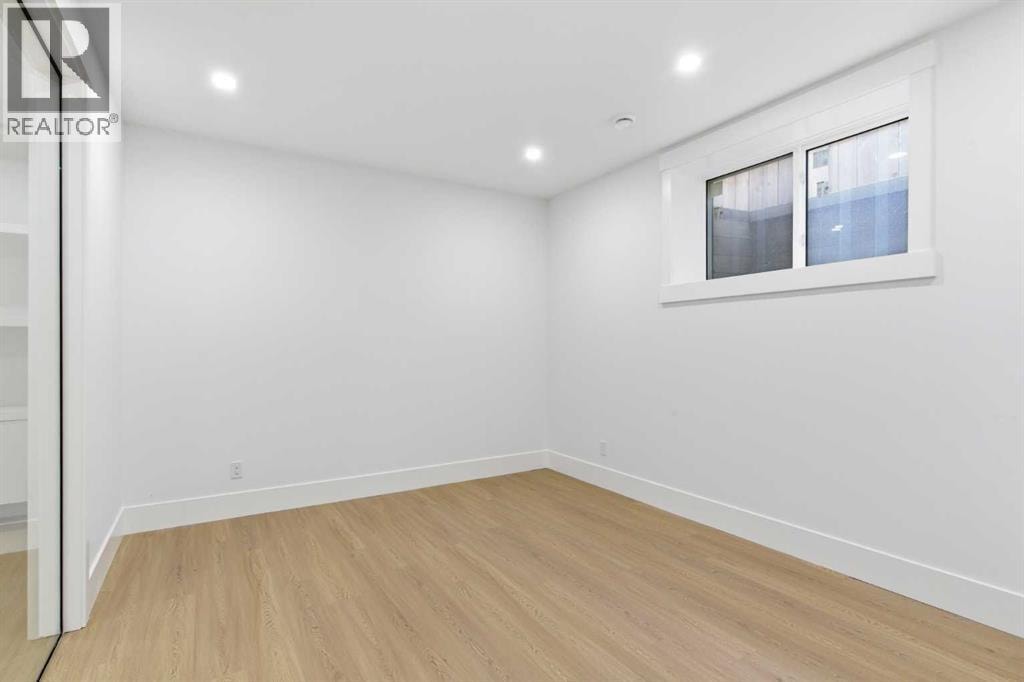 218 19 Avenue NW — photo 43