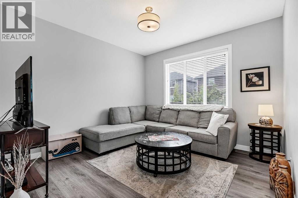 565 Midtown Street SW — photo 9