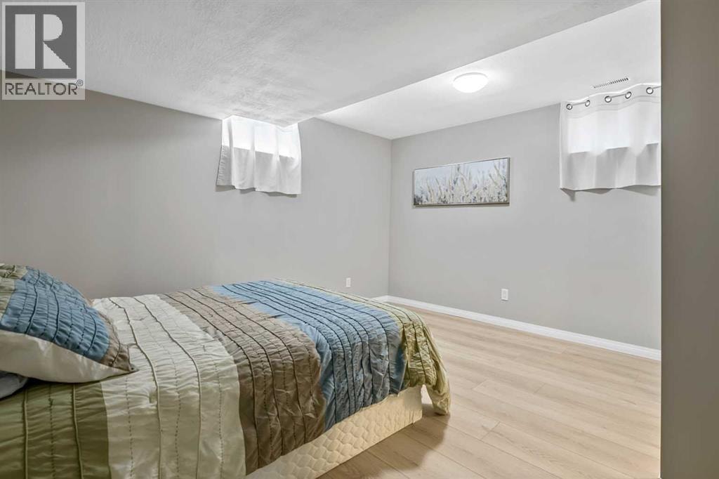 39 Canova Close SW — photo 26