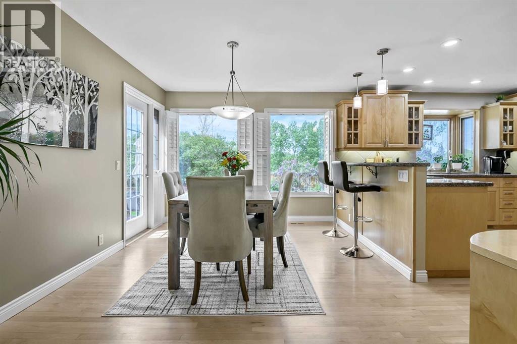 39 Canova Close SW — photo 11
