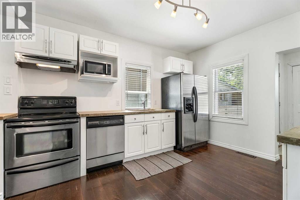 213 7A Street NE — photo 12